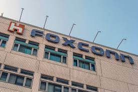 You are currently viewing Foxconn Plans to Double India Operations Within a Year, Eyeing Expansion Beyond iPhones