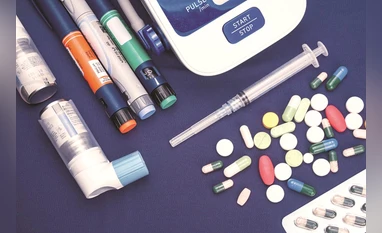 Read more about the article Centre Drafts Rules to Bar Drugmakers on Submitting Fabricated Information for Approvals                                         Date: November 1, 2025                                                              Source: India Advocacy | Pharma & Healthcare Policy